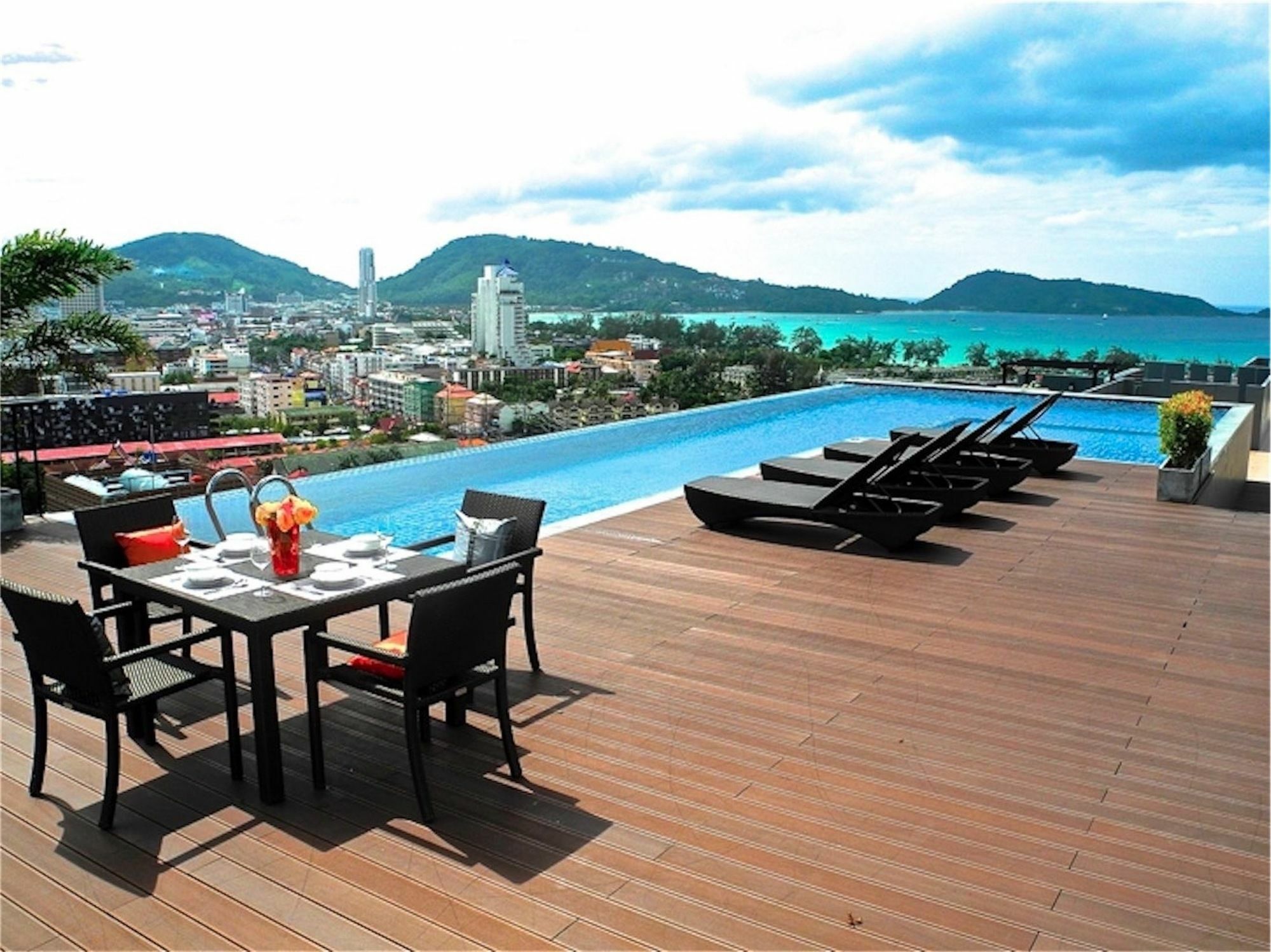 Bliss Patong 2 Bedrooms Apartment Екстер'єр фото